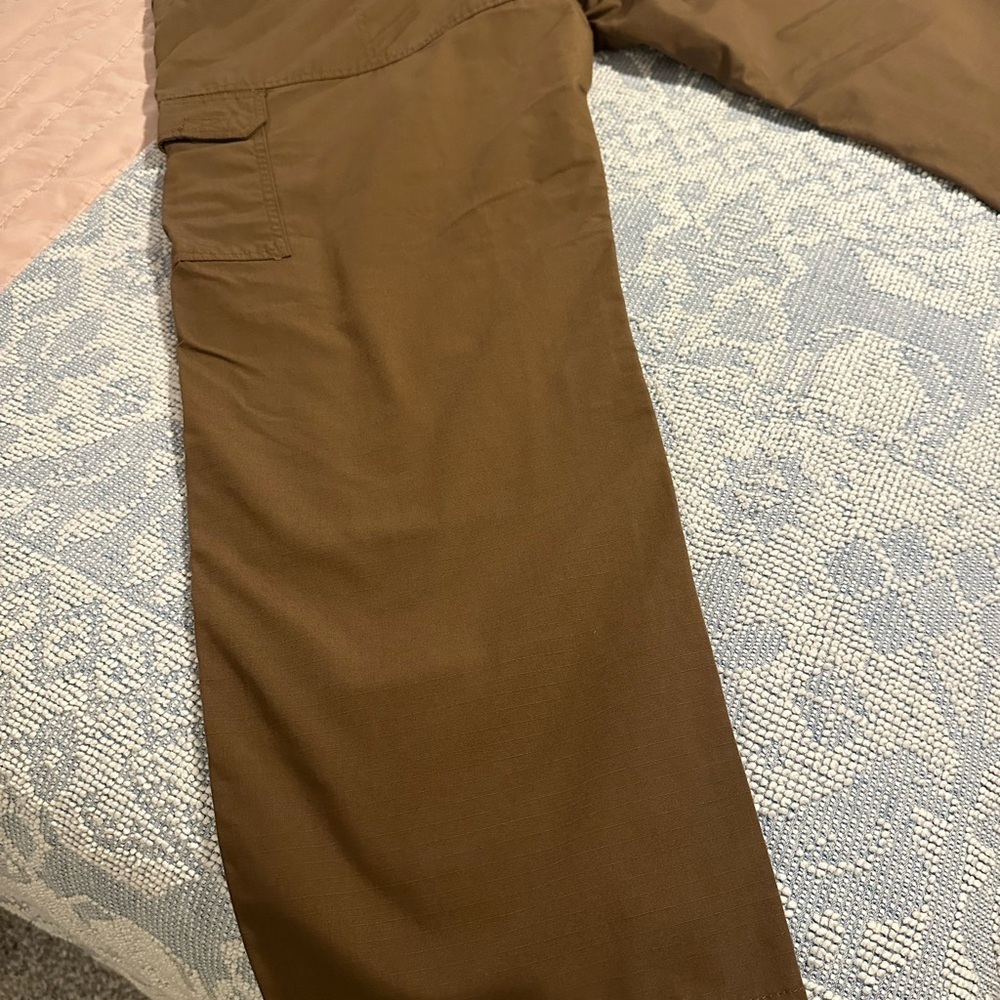 5.11 Tactical Men's Tan Cargo Pants Sz 36x30 - Picture 12 of 13